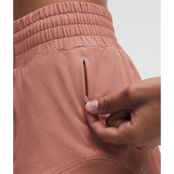 Lululemon Hotty Hot High Rise Lined Short 2.5” 12  Red Clay NWT - Picture 5 of 10
